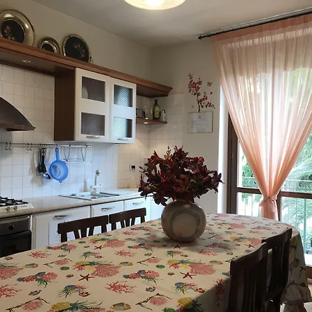 Patrizio Oda ve Kahvaltı 3*